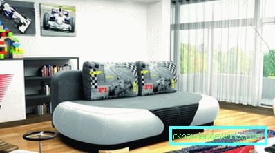 Genç bir çocuk için kanepe Genç oğlan için kanepe