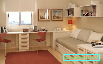 Genç bir çocuk için kanepe Genç bir çocuk için kanepe