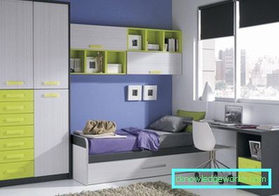 Genç oğlan için kanepe Genç bir çocuk için kanepe