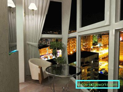 Dairede bir balkon tasarlayın - nasıl olması gerektiği