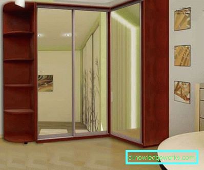 Oturma odasında köşe gardırop