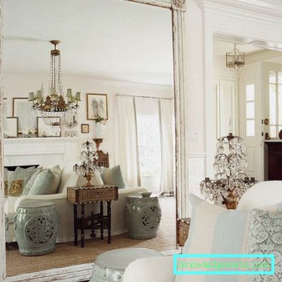 Oturma odasında 55 ayna - 80 fotoğraf